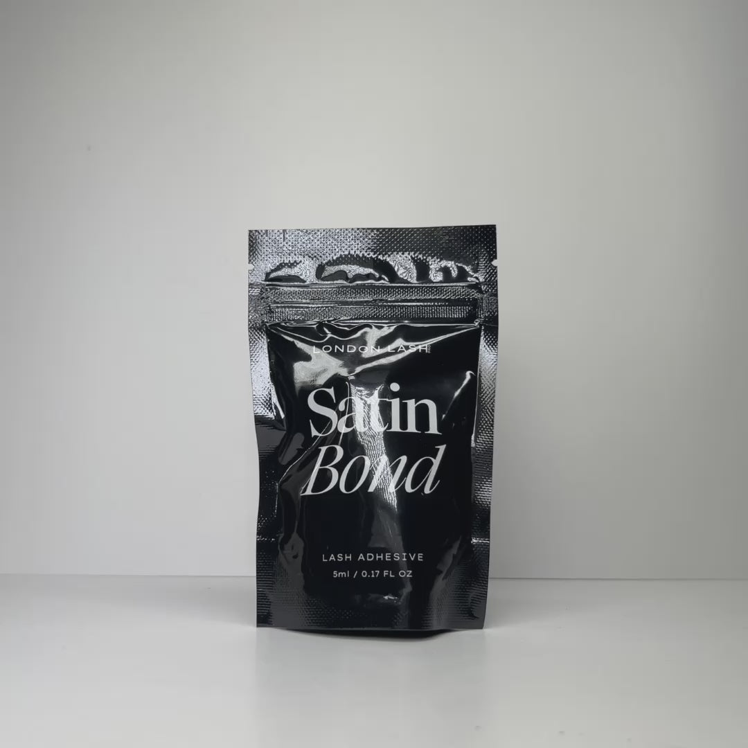 Cola de Pestanas Satin Bond