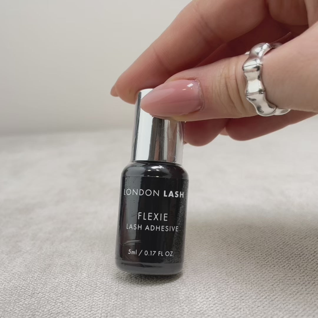 Cola de pestanas Flexie